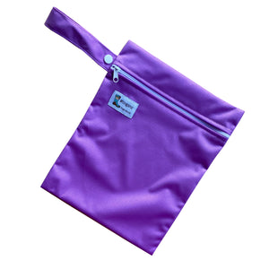 Block colour (inbetweener wet bag)