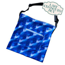 Load image into Gallery viewer, Ink 'The Square' (crossbody wet bag)