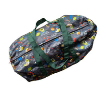 Load image into Gallery viewer, NZ Tiny Birds by Ellen G, green straps - Duffle Bag