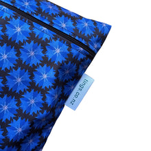 Load image into Gallery viewer, Special Edition - Cornflower (medium wet bag)