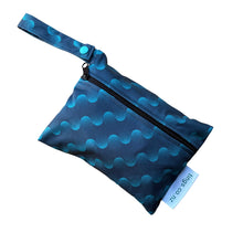 Load image into Gallery viewer, Special Edition - Illusion (small wet bag)