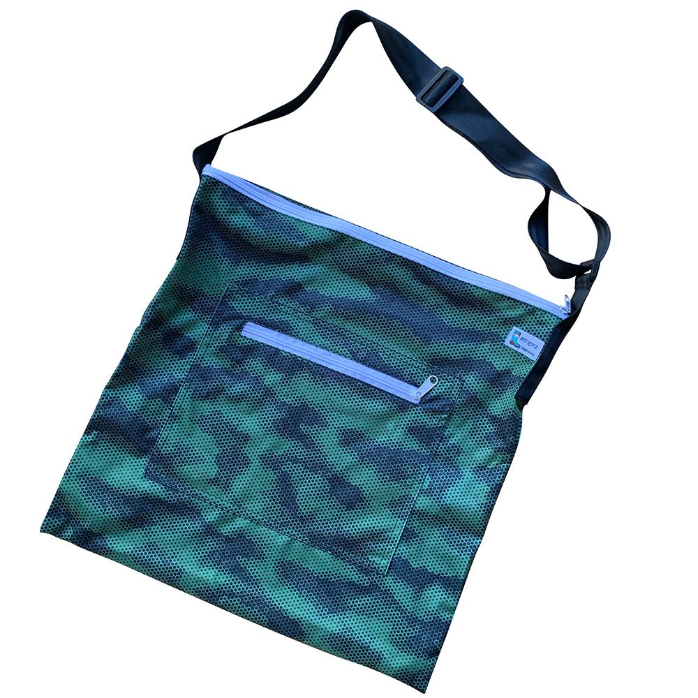 Camo 'The Square' (crossbody wet bag)