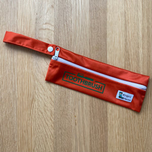 Toothbrush (cutlery or toothbrush wet bag)