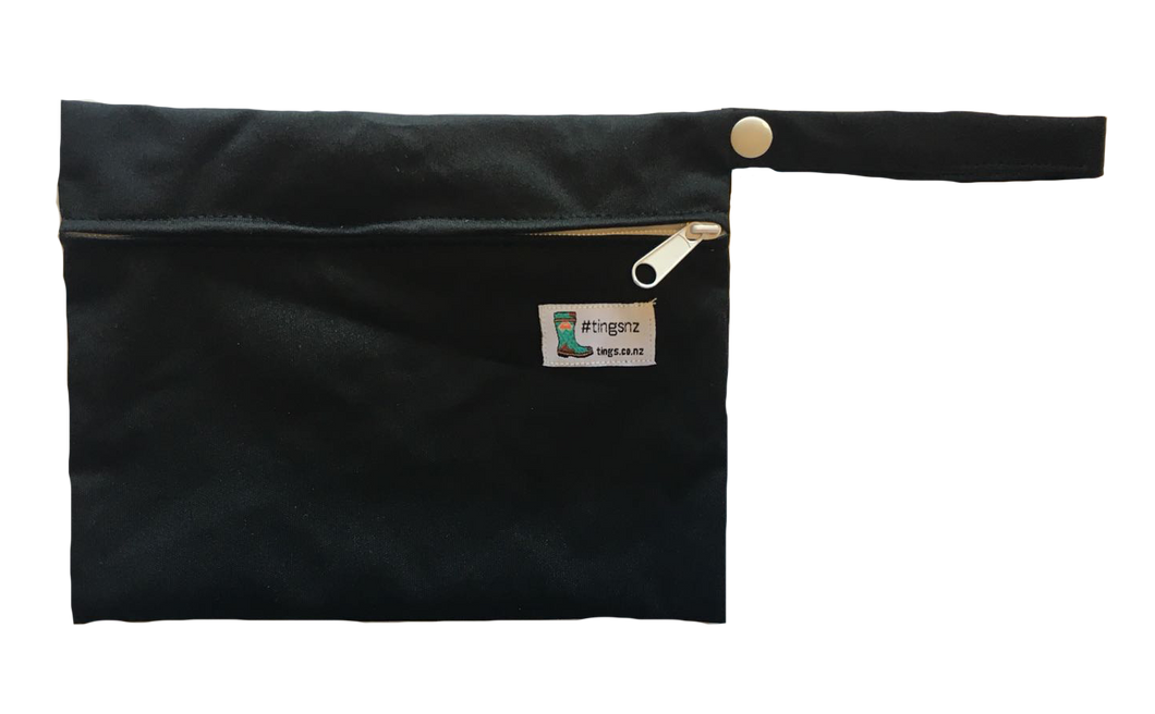 Just Plain - Black (small wet bag)